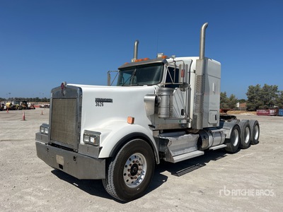 2012 Kenworth W900 8x4 Tracteur routier couchette