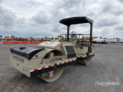 2001 Ingersoll Rand DD110HF Rodillo Doble / Compacteur double bille