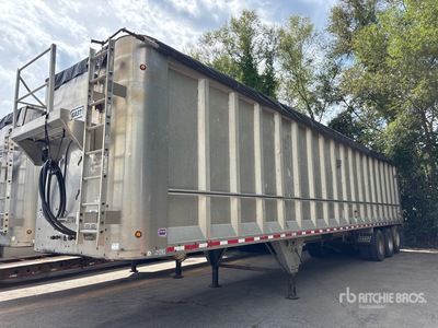 2018 East SE 48 ft Tri/A Aluminum Live Bottom Trailer