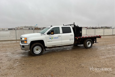 2019 Chevrolet Silverado 3500HD 4x4 Crew Cab Camion à Plateau