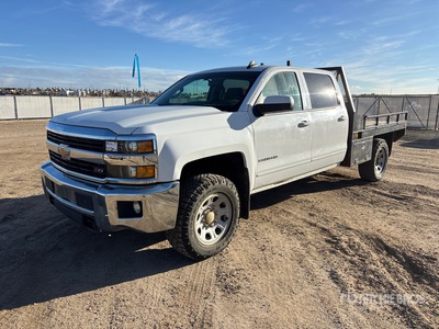 2015 Chevrolet Silverado 2500HD 4x4 Crew Cab Flatbed Truck (Inoperable)