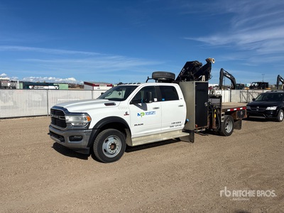 2019 Hiab XCLX078ES-4 2800 kg Knuckle Boom on 2019 Ram 5500 SLT 4x4 Crew Cab Ciężarówka z wysięgnikiem