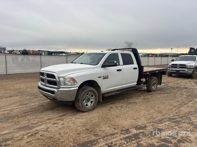 2017 Ram 3500 SLE 4x4 Crew Cab Pritsche-Lkw