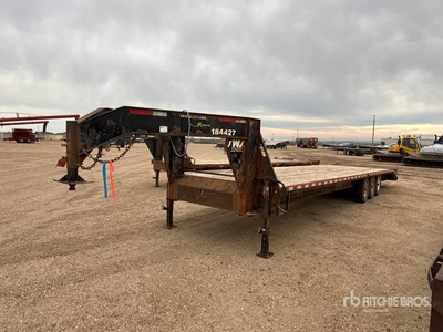 2016 SWS 35 ft Tri/A Gooseneck Remorque pour équipement