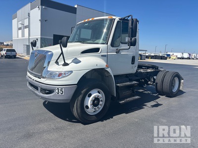 2015 International 4400 4x2 2-Achs Sattelzugmaschine