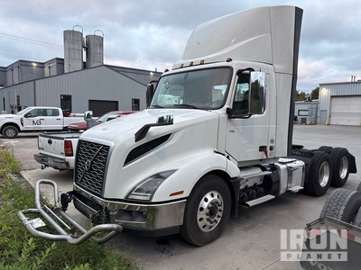 2021 Volvo VNL 300 6x4 T/A Day Cab Truck Tractor