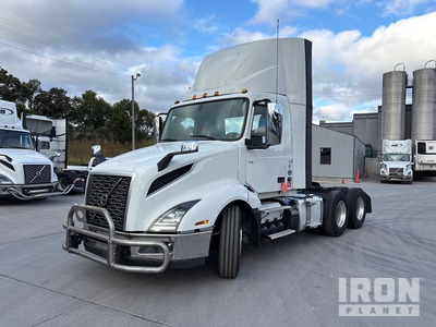 2021 Volvo VNL300 6x4 T/A Day Cab Truck Tractor