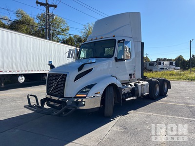 2021 Volvo VNL 300 6x4 T/A Day Cab Truck Tractor
