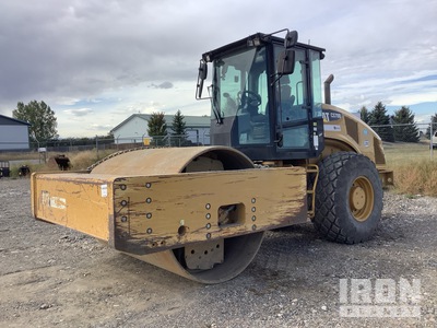 2012 Cat CS78b Smooth Drum Compactor