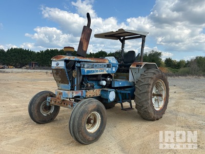 Ford UC745M 2WD Utility Tractor