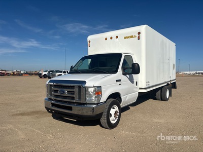 2012 Ford E450 4x2 Furgonetka