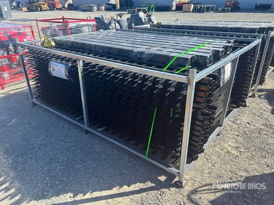 Quantity of (30) 2026 STARVOX SV0810-30 10 ft x 7 ft Powder Coated Clôture (Unused)