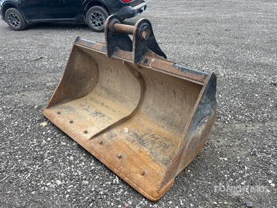 70 in Cleanup Godet d'excavatrice