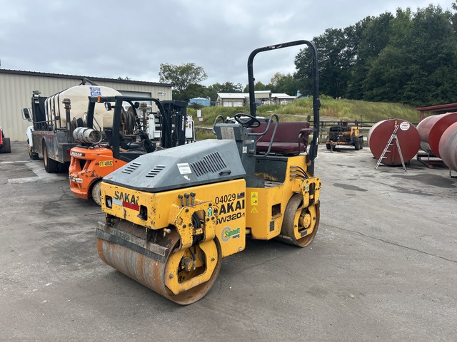 2014 (unverified) Sakai SW320-1 Double Drum Roller 2014 (unverified) Sakai SW320-1 Double Drum Roller