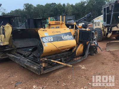 2018 Leeboy 8520 Track Asphalt Paver