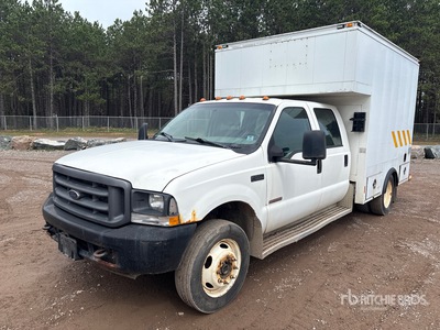 2004 Ford F-550 XL 4x4 Crew Cab Service Truck