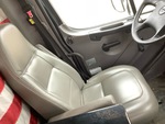 Cab with Seats/armrests