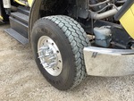 Underbody with Right Steer Tire