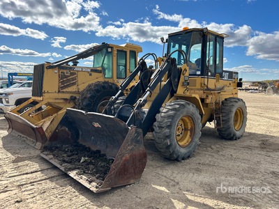 1996 Cat IT24F Chargeuse sur pneus (Inoperable)