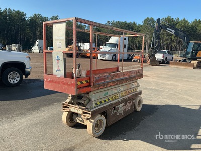 2000 Skyjack SJIII3220 Electric Scissor Lift