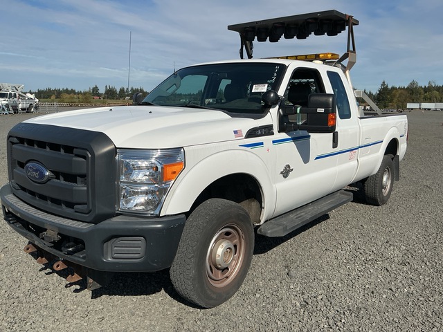 2013 Ford F-350 Super Duty XL 4x4 Pickup