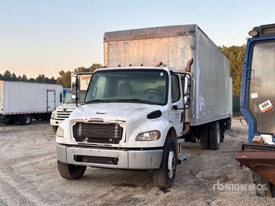2003 Freightliner M2 106 4x2 Furgonetka (Inoperable)