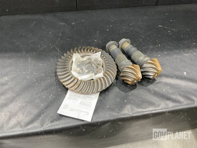 (18) Meritor KIT4720 Differential Driving Axle Parts Kits
