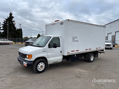 2006 Ford E-350 4x2 Kastenwägen