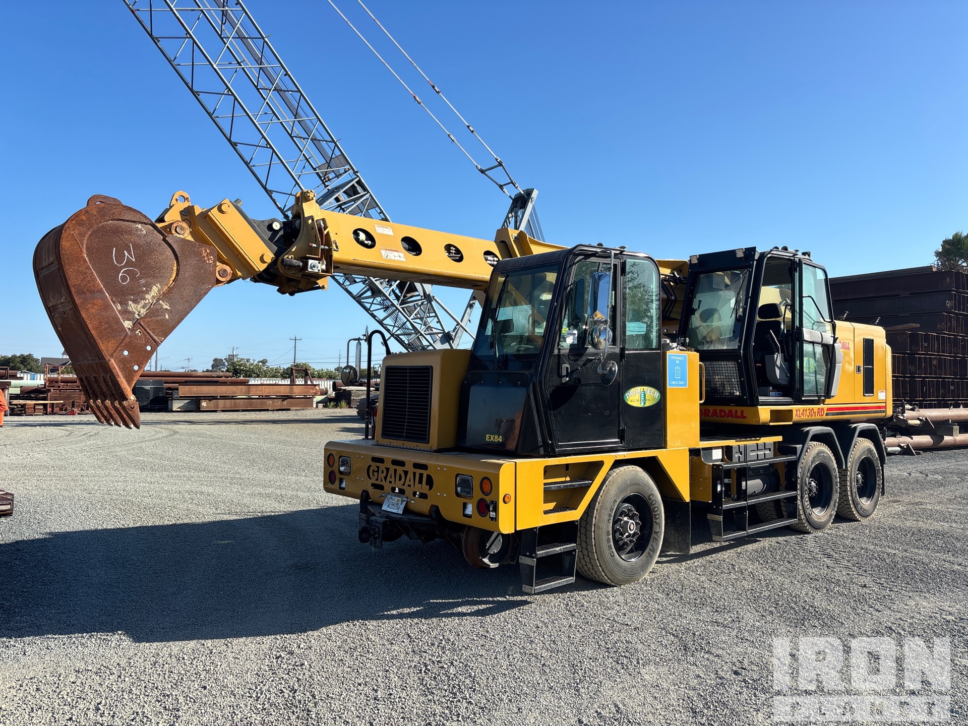 2018 Gradall XL4130RD حفارة بعجلات