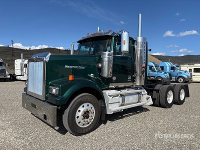2022 Western Star 4900FA 6x4 T/A Day Cab Truck Tractor