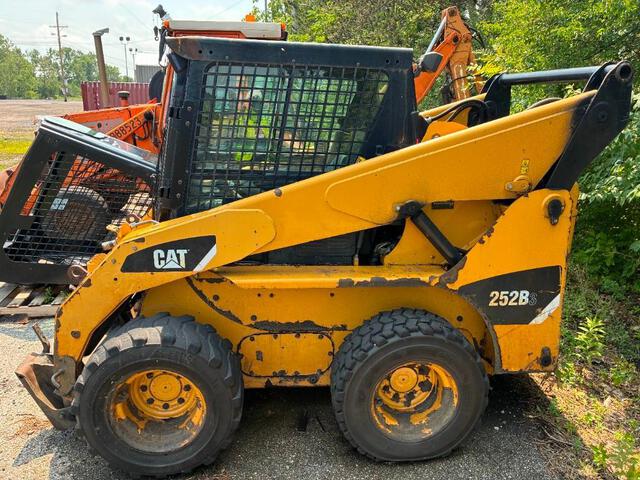 Cat 252B3 Skid Steer Loader Cat 252B3 Skid Steer Loader