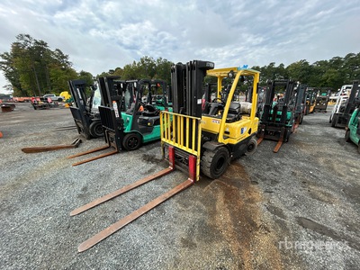 2016 Hyster H50FT 4250 lb Cushion Tire Carretilla Elevadora