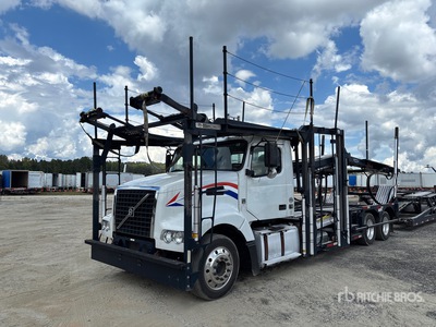 Volvo Car Carrier Truck 6x4 Camión portavehiculos