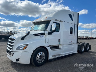 2020 Freightliner Cascadia 126 6x4 T/A Sleeper Truck Tractor