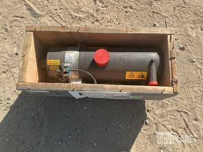 General Dynamics 10664283-001 Proheat M80-24V Heater