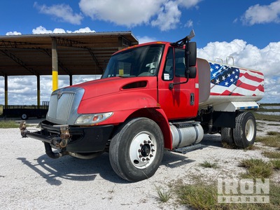 2013 International Durastar 4300 2000 gal 4x2 Water Truck