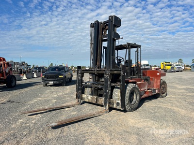 Taylor S-27 Pneumatic Tire Chariot Élévateur