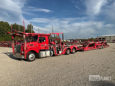 2017 Volvo VAH Car Carrier Truck w/Delavan T/A Trailer