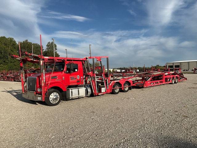 2017 Volvo VAH Car Carrier Truck w/Delavan T/A Trailer