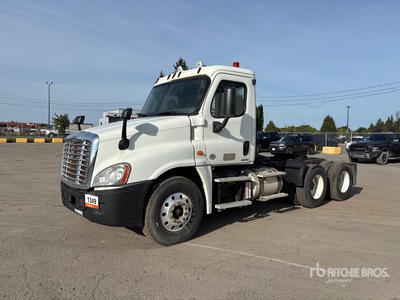 2012 Freightliner Cascadia 125 6x4 T/A Day Cab Truck Tractor