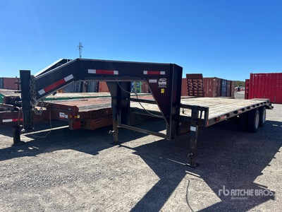 2008 Rainbow 24 ft T/A Gooseneck Plant Trailer