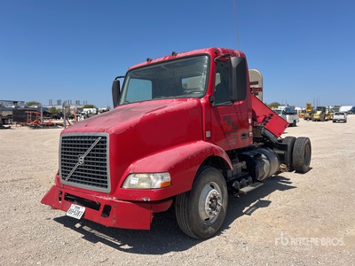 2013 Volvo VNM 6x4 T/A Day Cab Truck Tractor (Inoperable)