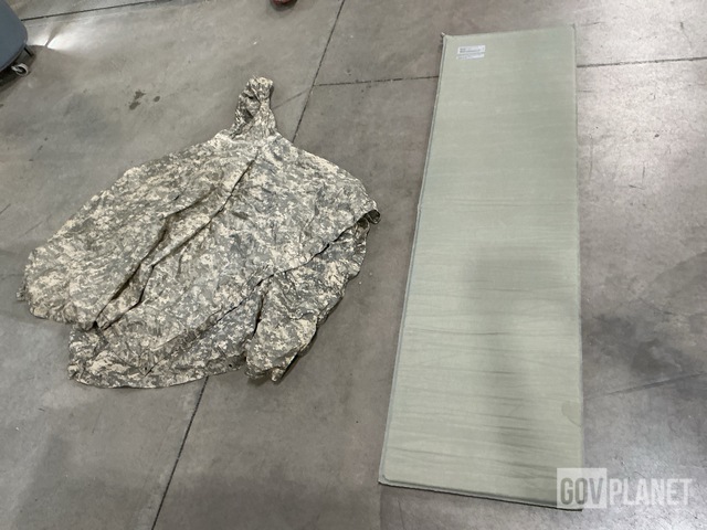 (62) Self-Inflating Sleeping Mats & (131) Wet Weather Ponchos
