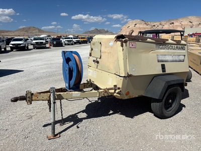2000 Ingersoll Rand P185WIR Mobile Air Compressor