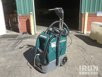 2021 Tennant Q12 Mutli Surface Cleaner Varios, herramientas manuales