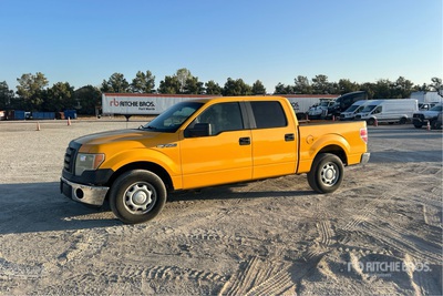 2010 Ford F-150 XL 4x2 Crew Cab Pickup