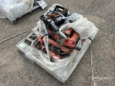 Quantity of Air Hammer & Accessories