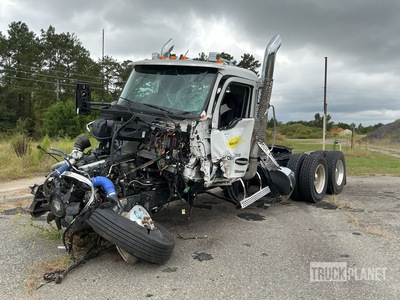 2026 Kenworth T880 6x4 T/A Day Cab Truck Tractor