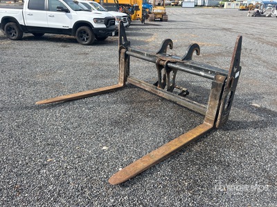 72 in Wheel Loader Forks - Fits Cat 938