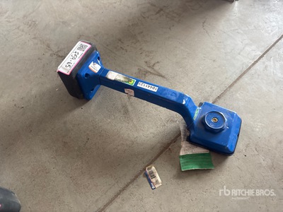 2021 Bon Tool 24612 Adjustable Carpet Knee Kicker